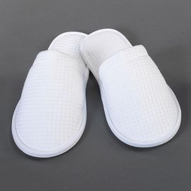 VE Waffle Hotel & Spa Closed Toe Slippers (In Packs of 100)