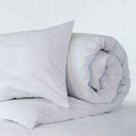 V Flame Retardant Hollowfibre Duvet